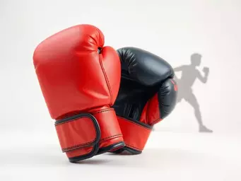 Jak wybrać idealne rękawice do kickboxingu – poradnik dla początkujących i zaawansowanych